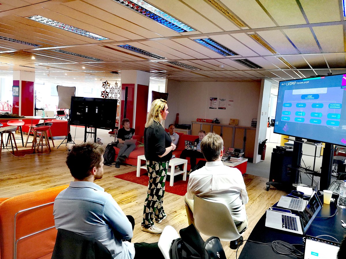 linagora's tweet image. Hier se tenait la 2ème AG de l&apos;assocation Le Voice Lab dans nos locaux puisque LINAGORA en est un membre fondateur. Parmi les sujets de l&apos;ODJ les différentes stratégies de collecte de données vocales ont été abordés. Plus de 10 000 Heures ont déjà été collectées.
#Voice #IA #AI