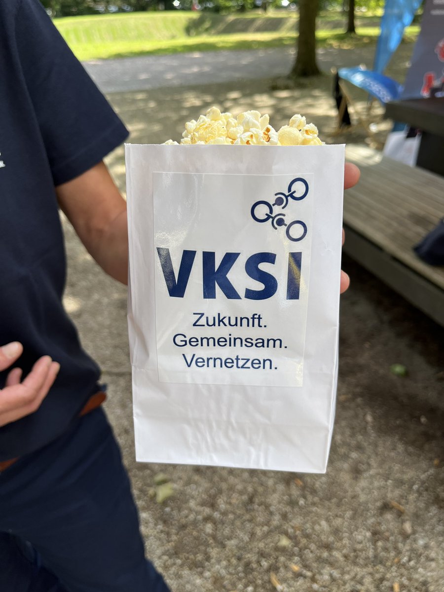 Popcorn steht bereit bei der Hochschule Karlsruhe. Moltkestraße 30, #Karlsruhe #DigitaleNachtKA