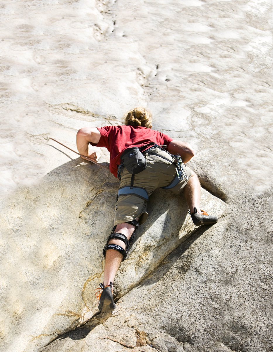 ☀️🧗‍♂️ No pongas límites a tu pasión, disfruta con #DonJoy. Feliz fin de semana 

#Enovis #CreattingBetterTogether #TrustDonJoy #escalada #escaladadeportiva #escaladaenroca