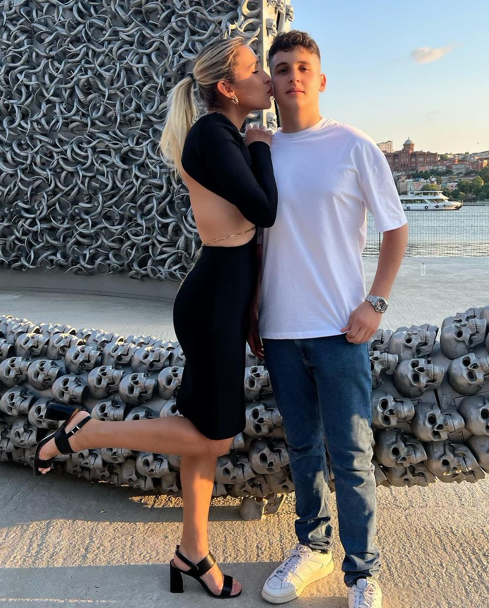 Seda napıyosun Sedaaaaa 🥵🥵