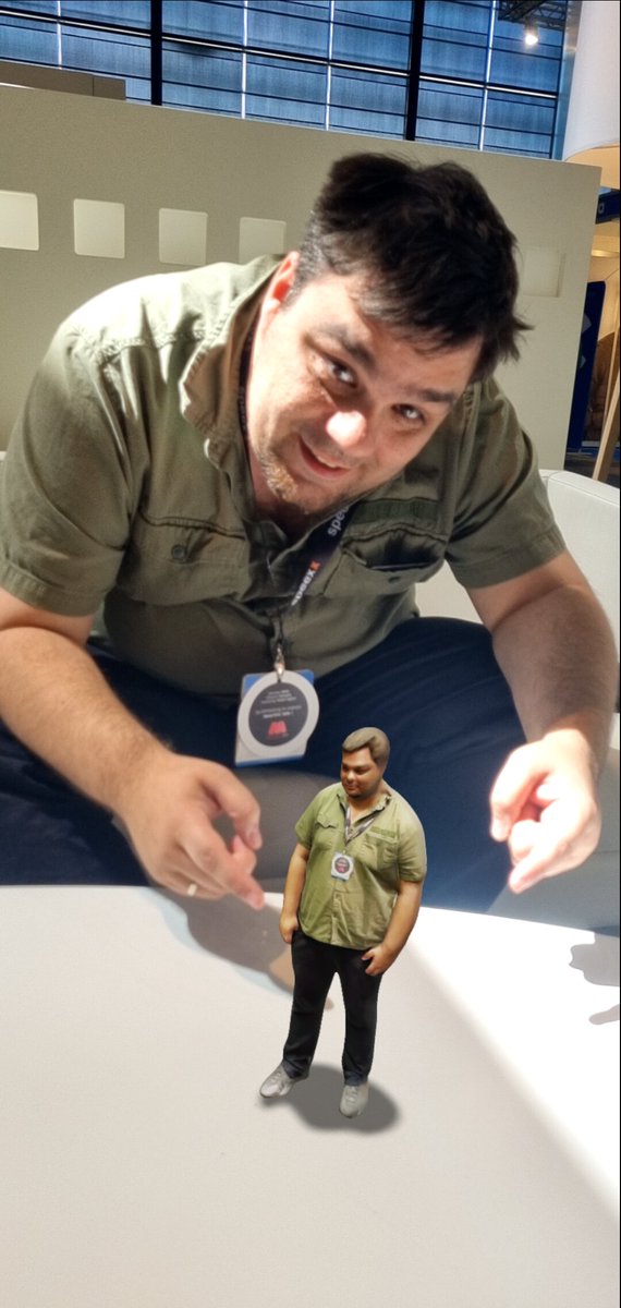 volograms's tweet image. Did you see the cloning station @rooom_com put together for #LEARNTEC2022? Keep your eye out next week for our rundown! Here&apos;s our visual teaser to get you excited in the meantime

Image Creds: Stephanie Bilic, Jessica Schlauer, Dr. Sirrka Freigang, @We_are_NIDIT @learntec_news