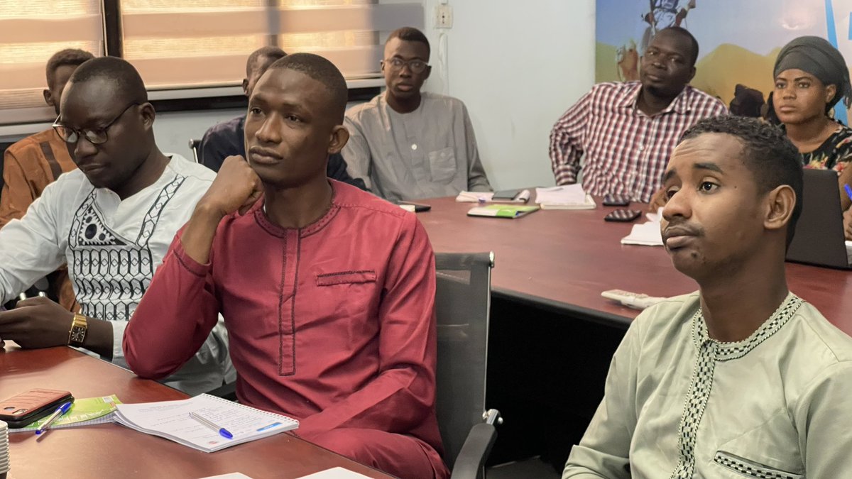konate90's tweet photo. En partenariat avec #FAMOC, nous organisons du 1er au 02 juillet 2022 au siège de l'Agence #MAKcom, une formation des blogueurs, journalistes et web-acteurs sur le fack checking. Il s'inscrit dans le cadre d'un projet de trois mois.
@DKambMali #StopInfox #Mali https://t.co/5qChIeXcEt