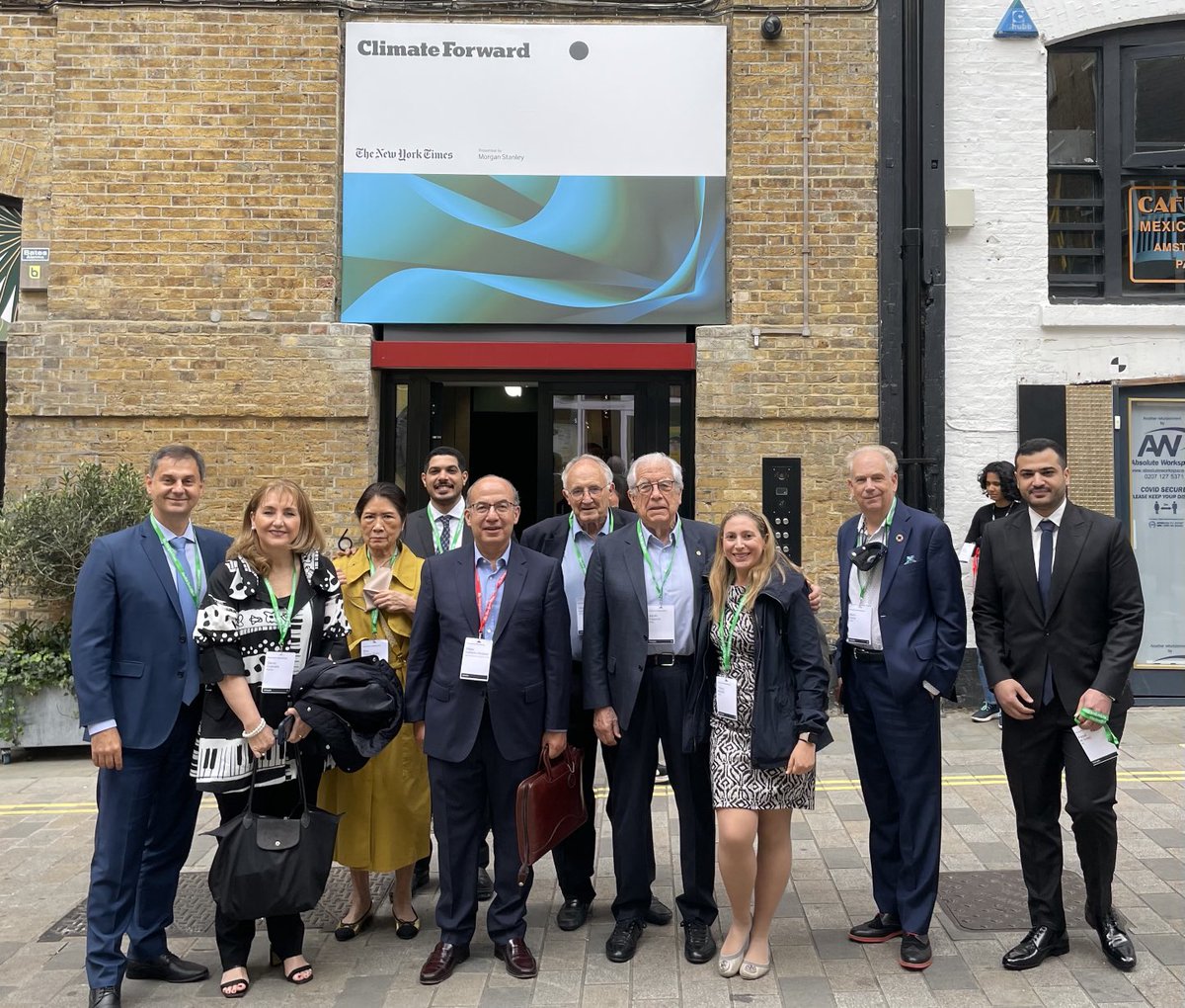 Estoy en Londres, con el equipo fundador del Centro Global para el Turismo Sustentable (STGC) en el evento #climateforward organizado por el ⁦@nytimes⁩, en el marco de la Climate Week de Londres.