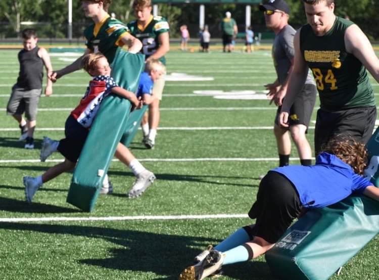 2022 Future Bulldog Camp! <a href="/AdamBurnside7/">Adam Burnside</a> <a href="/_gabestewart_/">Gabe Stewart</a> <a href="/Charles06315590/">Charles Ibbeson</a> <a href="/big_john522004/">Johnathan Blake</a> <a href="/AidenEddy1/">Aiden Eddy</a> <a href="/r1leycurr4n/">RileyCurran</a> <a href="/trentonhuffman7/">trenton huffman</a> <a href="/Richards_Seth11/">Seth Richards</a>