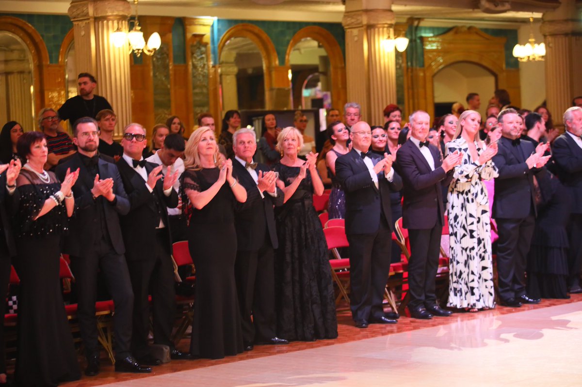 The British Open 2022

Blackpool Dance Festival  

Standing ovation after standing ovation  

Image credit: dancefile.eu 

#britishopen #blackpooldancefestival #empressballroom #ballroom #latin #audience #dancesport