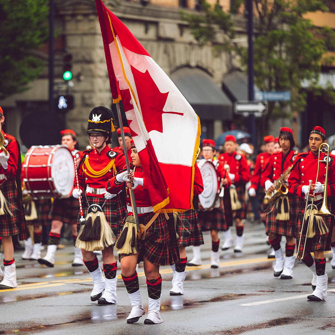 Today is Canada day! We are wishing all of our employees, customers, and drivers in Canada a safe and wonderful holiday weekend.

How will you be celebrating Canada day, eh?

#DeliverBetter #RenewableDelivery
