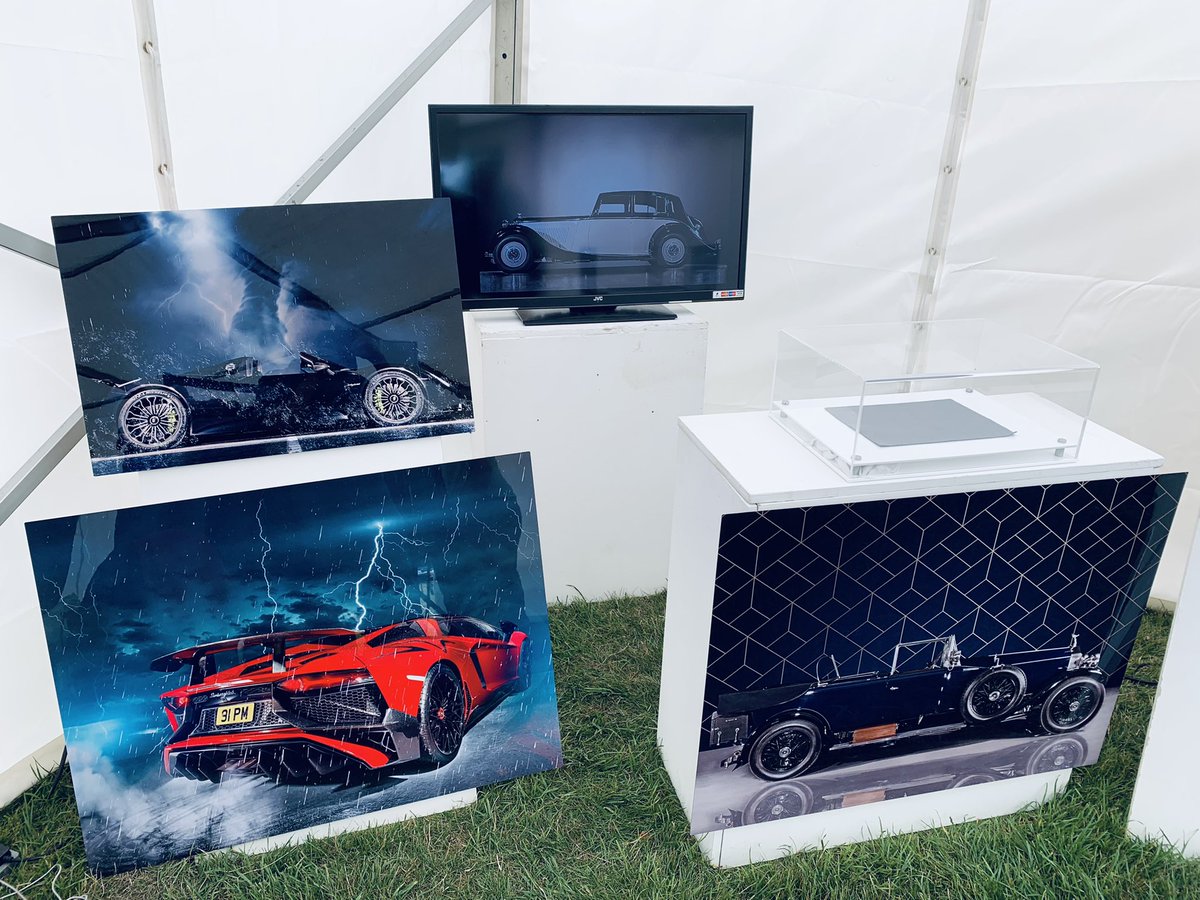 CARismaPHOTO's tweet photo. Set up for the #rollsroyce enthusiasts club annual rally Burghley House Beautiful setting and here’s to a great weekend! #CARismaPHOTO #classiccar #supercar #CarPhotography #carart https://t.co/bLLTaaV8Oc