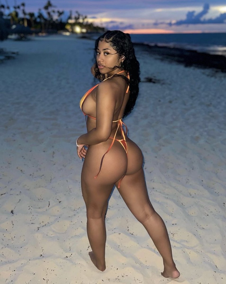 First Class 🏁 tweet media