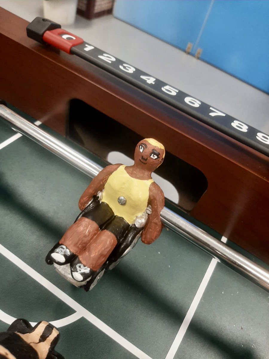 misericordiacip's tweet photo. Montando las figuras en el futbolín. #SummerCampSpain #STEMforFuture (3/4) https://t.co/iZioSU5GW2
