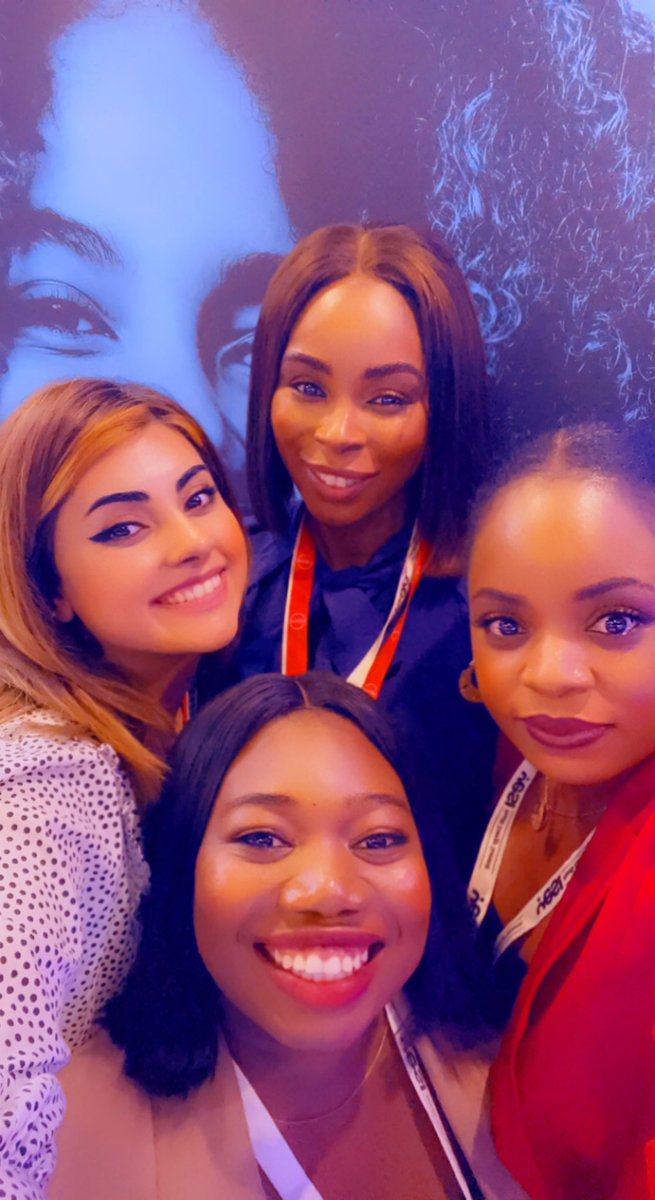 ZeddyBariti's tweet photo. #Yes! We are here for the moments 📸
Cheers to lifelong connections! #aef22 https://t.co/sJHzM2kYPv