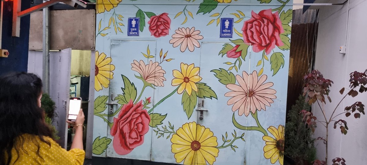 deepak3d's tweet photo. @HPCL ur petrol pumps keep toilets closed. Don't allow public to use. When we complaint they were rude. U must take action against them. Even don't have current complaint book https://t.co/vUatTtKz3J