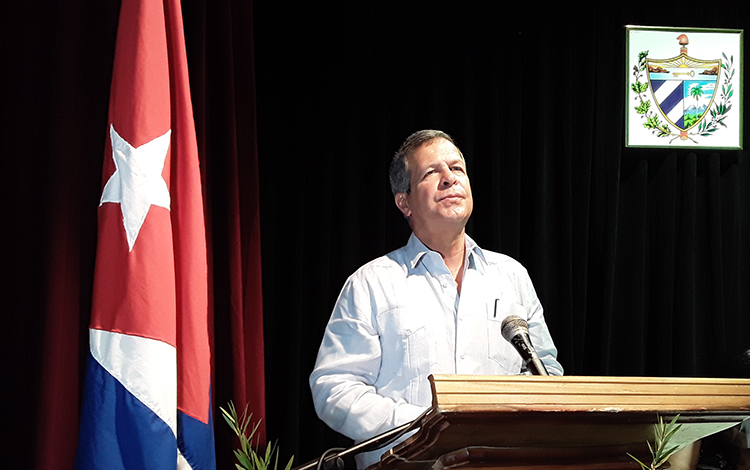 🇨🇺 Lamentamos el fallecimiento del general de división Luis Alberto Rodríguez López-Calleja, miembro del Buró Político del Comité Central del Partido y diputado a la Asamblea Nacional del Poder Popular. Enviamos nuestra condolencias a familiares y amigos. #Cuba