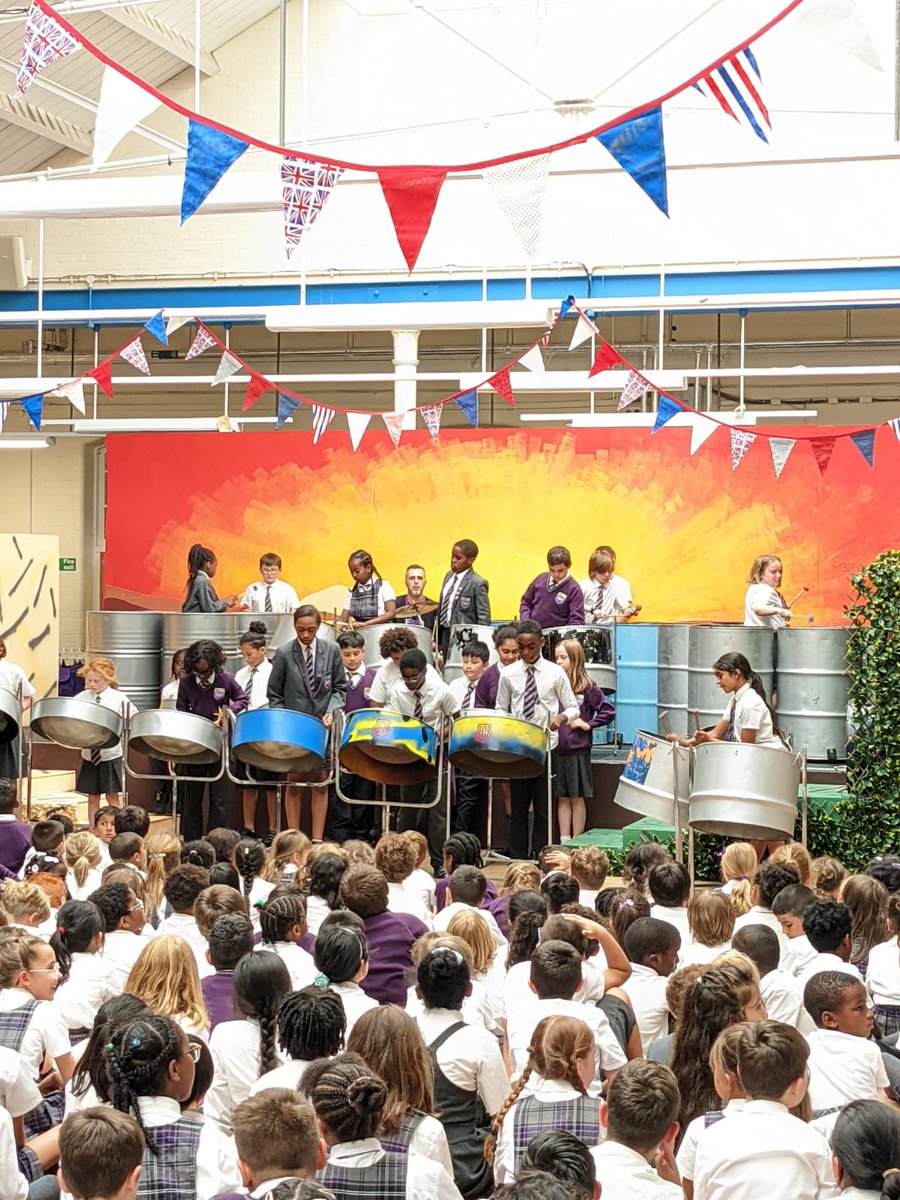 HPA_Philip_Lane's tweet image. Bursts of colour and sound at #HPAPL this afternoon. #steelpan 💥🥳