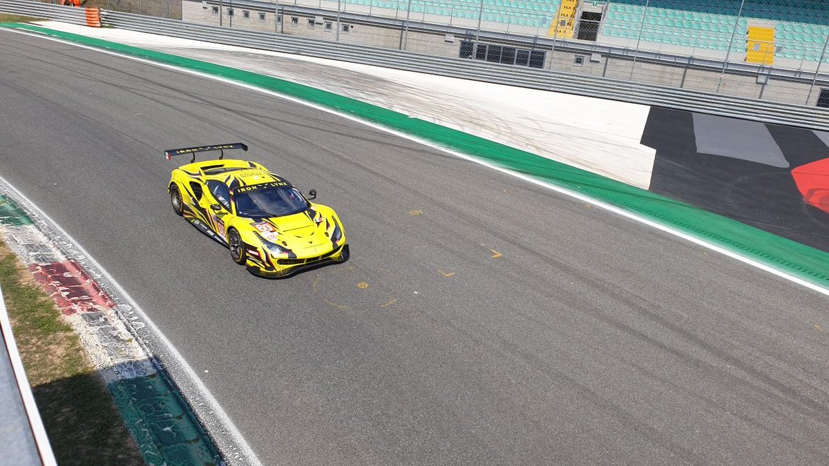 SalaStampRacing's tweet image. A Monza l'azione dei #BronzeTest per #ELMS  #4hMonza Parabolica dalla torretta!
📸 @AlessandroSala1