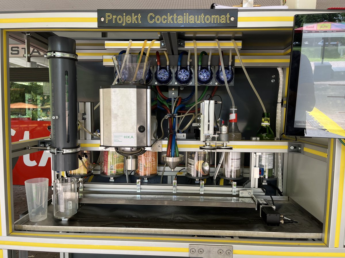 SPS? Software Programmierbare Steuerung? Was soll das sein? Hier kann man es erleben. #Cocktailmaschine #BunteNachtKA Moltkestrasse 30, #Karlsruhe