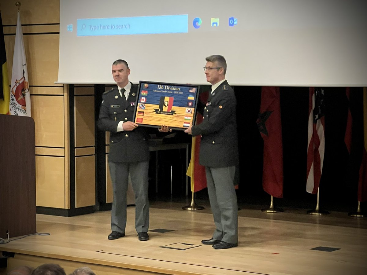 AStCBelDef's tweet photo. 🎬🎓 WE DID IT !!

This morning, one by one, we received our diploma from the Commander of the Royal Military Academy after an intensive year with fabulous (international) teamwork. 🤝

Many thanks to all the teachers and especially to our families! 🙏 https://t.co/Fgb8rY9PqD