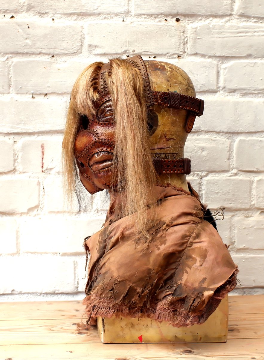 EmpiricEmporium's tweet photo. Handmade Leather Mask, Monstrosity mask. "Gaudium and Dolorem"
https://t.co/V3dPJo6eCp
https://t.co/Ib8fVBu7Kf
https://t.co/vzq5SdjHRK
https://t.co/iDMqlhXabu
#HandmadeMask #TraditionalMask #LeatherMask #LeperMask #HorrorMask #MaskCosplay #Mask #Horror #Leathercraft https://t.co/yTstuK75FR