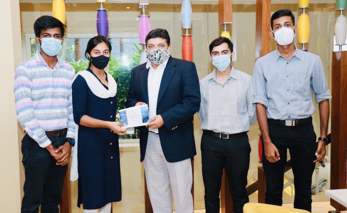 TeamSeaSakthi's tweet image. Team Sea Sakthi feels immensely blessed upon meeting Honourable Finance Minister of Tamil Nadu Dr. P Thiaga Rajan. 

@ptrmadurai wished the best for the team to win the championship in Monaco Energy Boat Challenge. The team was also heartily congratulated by Dr. G S Sameeran IAS.