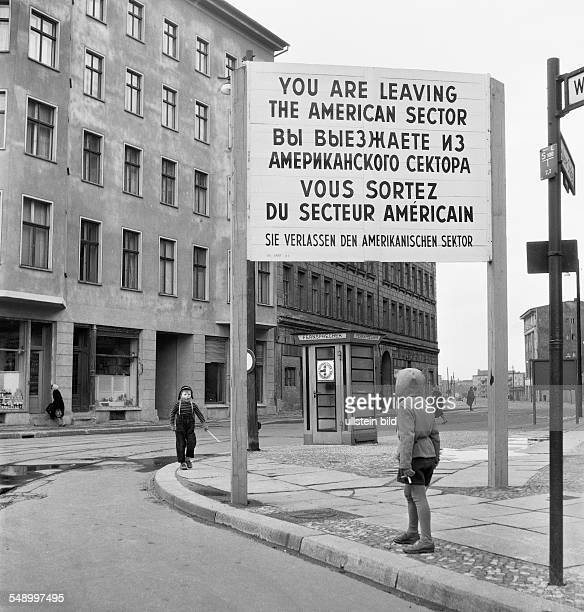 SawickiBarone's tweet photo. @vickiringer Gonna have to put some new Welcome To South Carolina signs up https://t.co/MWzZ9D2qWK