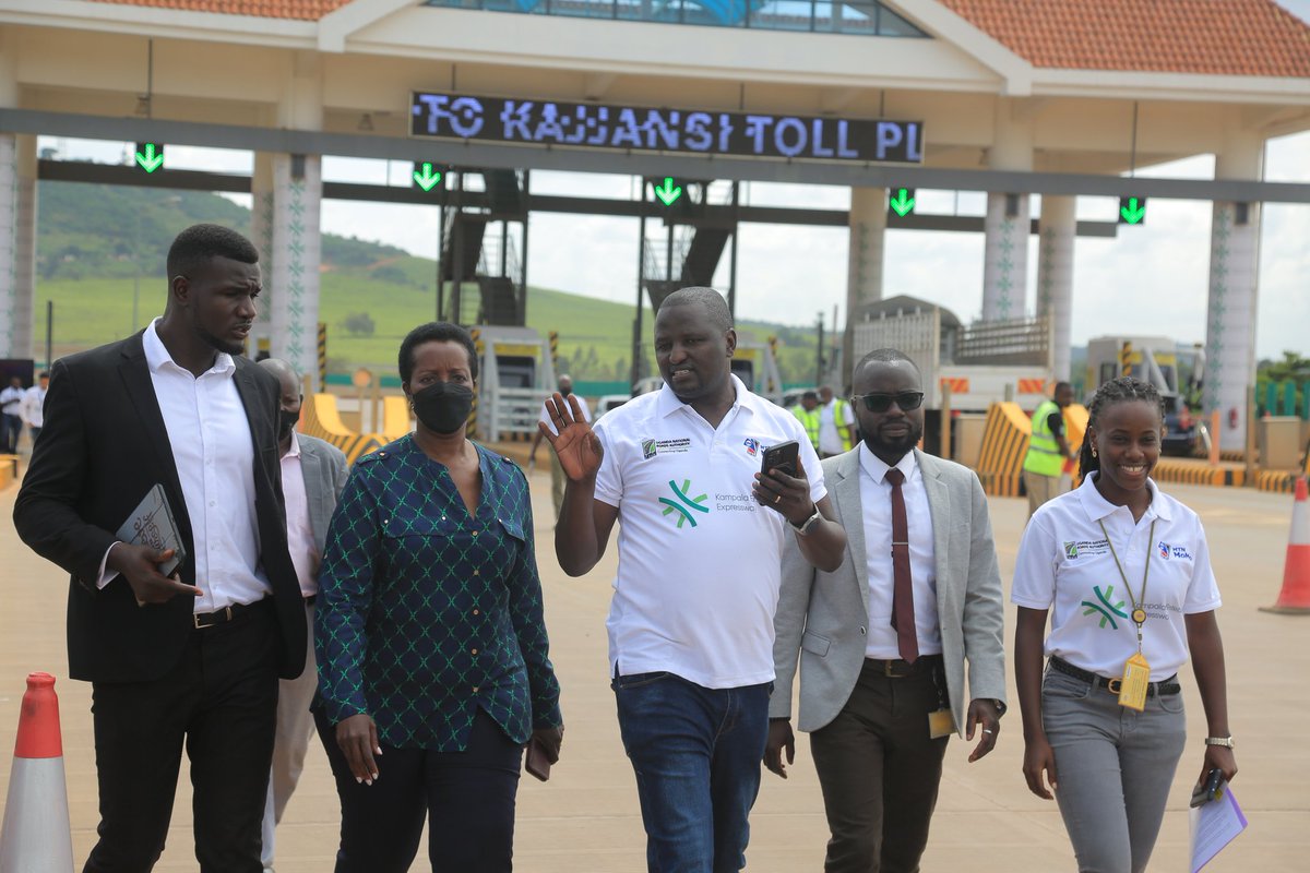 MTN Uganda (@mtnug) on Twitter photo "The partnership between MTN Mobile Money and UNRA will facilitate safe and convenient fee top-ups on the upesi card that allows motorists to access passage on the Entebbe Express highway.." ~ <a href="/yego_richard/">Richard Yego</a>, Managing Director - MTN Mobile Money Uganda Limited
#MTNMoMo #UpesixMoMo "The partnership between MTN Mobile Money and UNRA will facilitate safe and convenient fee top-ups on the upesi card that allows motorists to access passage on the Entebbe Express highway.." ~ <a href="/yego_richard/">Richard Yego</a>, Managing Director - MTN Mobile Money Uganda Limited
#MTNMoMo #UpesixMoMo