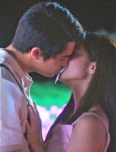 voiceofbelle's tweet photo. imagine, a lot of special things happened that day? 🤭 FEBRUARY 10! 🦋🦋🦋 anong hiwaga pa ang dala mo 🥹

#DonBelle
#DonnyPangilinan | #BelleMariano https://t.co/fsPkrxznNc
