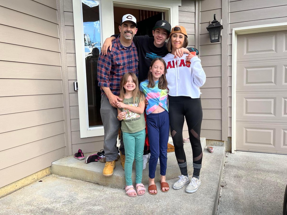 AnzaloneCamasSupt tweet media