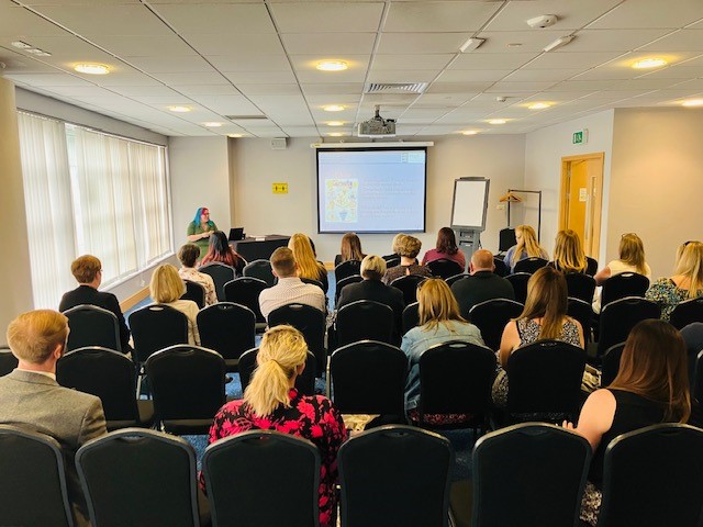 Hullccnews's tweet image. Final workshops &amp;amp; marketplace at Hull's Trauma Informed Schools Conference, looking at resilience, trauma informed practice, emotion coaching, neurodiversity &amp;amp; mindfulness.

A fantastic two days for Hull's school communities and @PCFHull 
#HullCares 

ow.ly/u3Ls50JIxat