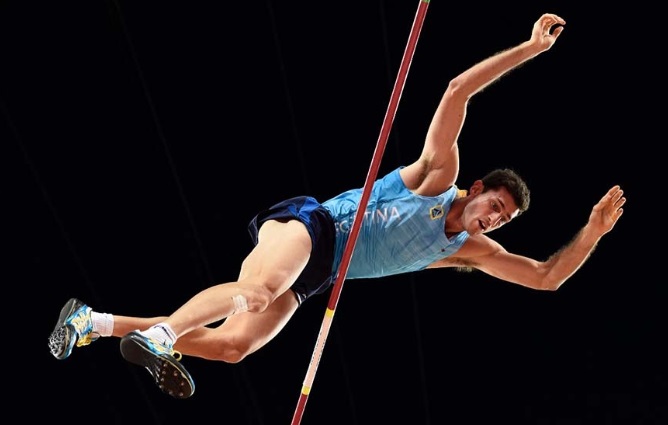 Instinto Amateur tweet media