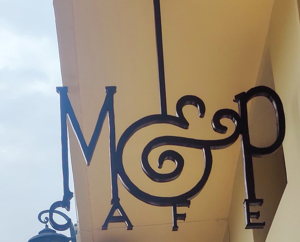 MadisonandPike's tweet photo. We can't keep calm.. opening our second cafe and bakeshop in Gurgaon soon .😍

#newcafe #crosspointmall #newbeginnings #foodie https://t.co/4RWkvHFN9O