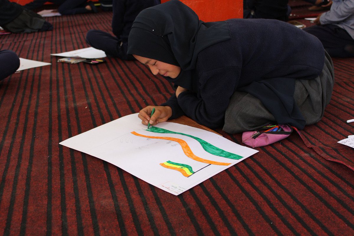 PRODefSrinagar's tweet photo. #ForeverInOperations Division organised painting competition for students of Army Goodwill School #Farona. The students captured nation’s pride & heritage through excellent artworks #KVD2022 #IndianArmyPeoplesArmy #KargilVijayDiwas
@adgpi @NorthernComd_IA @ddnewsladakh https://t.co/DtQIeXBQQR
