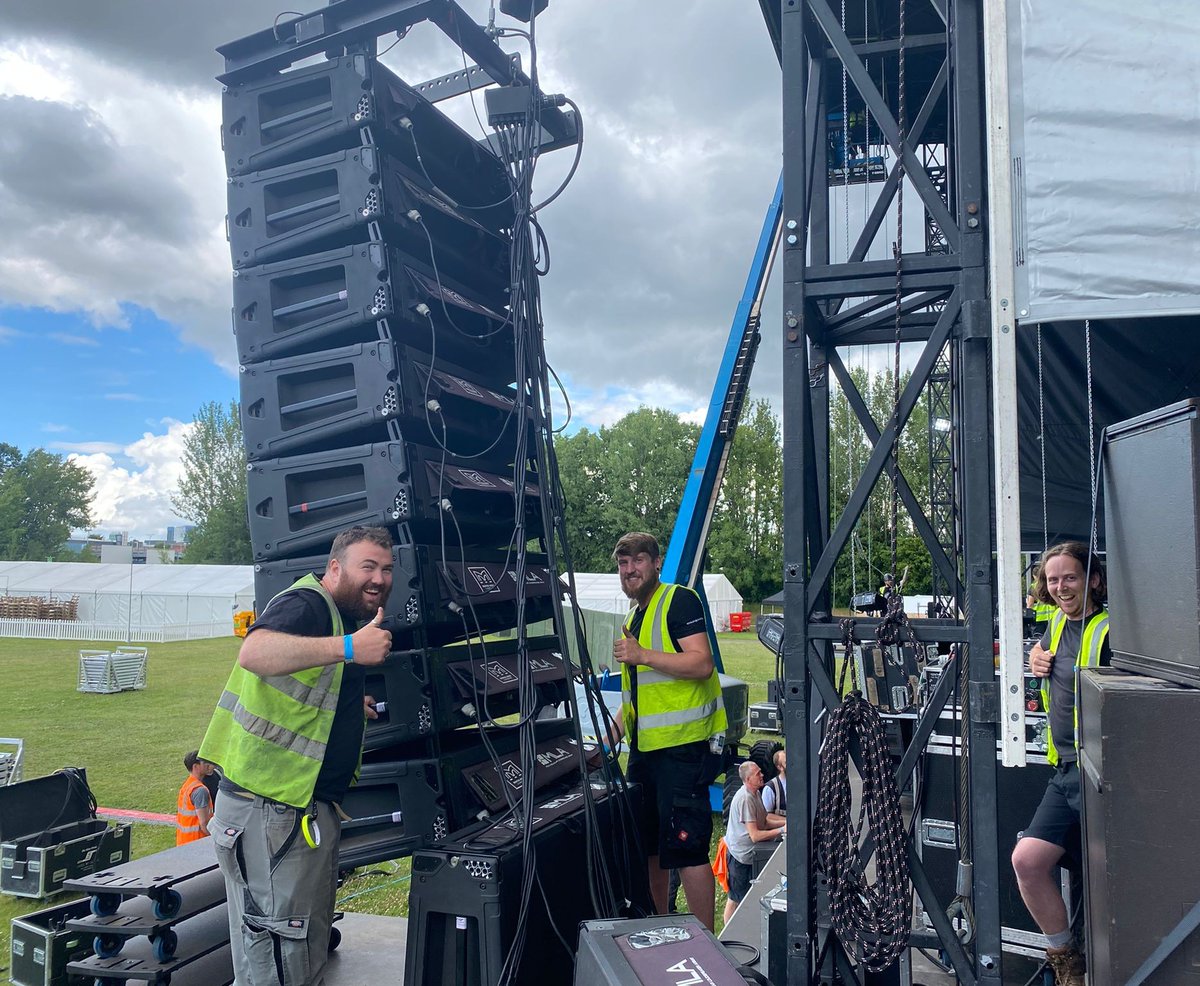 MartinAudioLtd's tweet photo. Its a busy summer season for our amazing rental partners! @SouthWestGroup are straight out of #Glastonbury and onto Tears for Fears at Telford's QE II Arena tonight with MLA, MLA Compact and XE500 monitors. #RigsAtGigs #MartinAudioLive https://t.co/WmBPJfGmJa