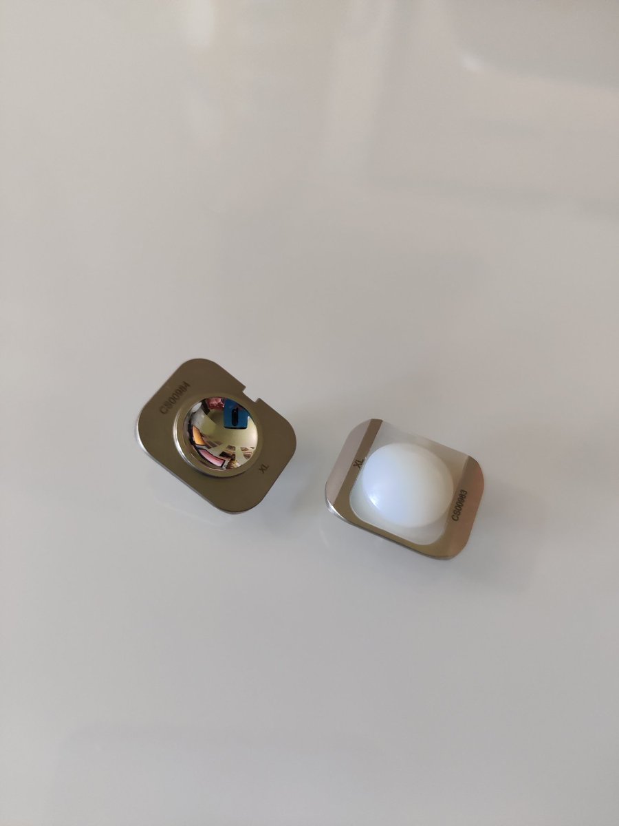 taylordonaghy's tweet photo. @StephaliciousD @BILLadelphia1 Yep! Titanium with a PEEK plastic inlay. It pivots on a plastic ball like this https://t.co/e6Cv3Y8b82