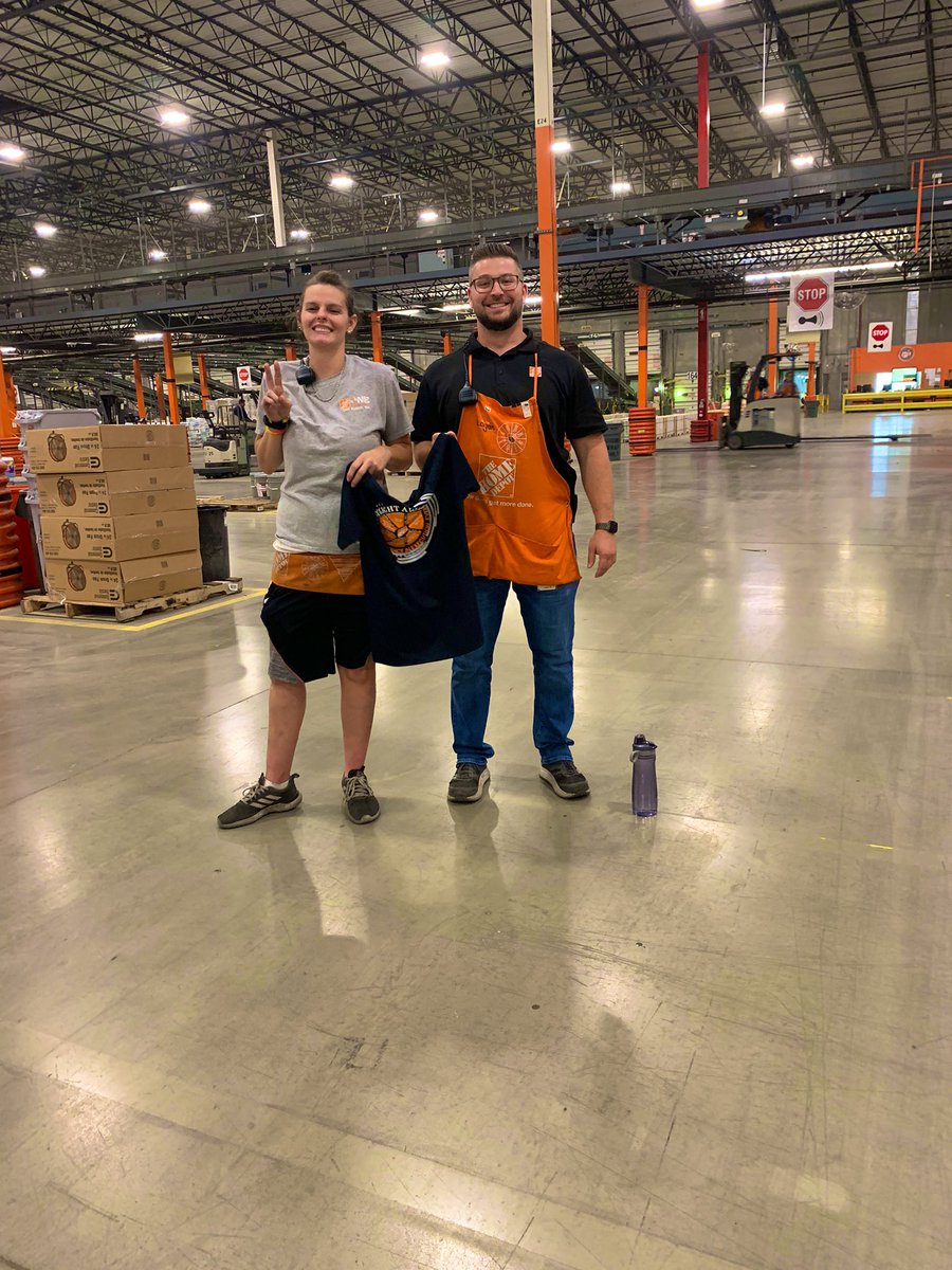 Amy C. (@amycthd) on Twitter photo “Success is best when it’s shared.” Shout out to the Key3 Noncon June Spotlight Tiffani and 5120 Leader of the Month Logan! Key 3 in the house🧡 ✌🏽 🎉! <a href="/THDChrisOrsini/">Chris Orsini</a> <a href="/SpottsCarl/">Carl Spotts</a> <a href="/logansahadiTHD/">Logan Sahadi</a> <a href="/rdc5120/">RDC5120 Van Buren,OH</a> <a href="/abadertscherthd/">@ABadertscherTHD</a> <a href="/lb6566/">Lorena Sprau</a> “Success is best when it’s shared.” Shout out to the Key3 Noncon June Spotlight Tiffani and 5120 Leader of the Month Logan! Key 3 in the house🧡 ✌🏽 🎉! <a href="/THDChrisOrsini/">Chris Orsini</a> <a href="/SpottsCarl/">Carl Spotts</a> <a href="/logansahadiTHD/">Logan Sahadi</a> <a href="/rdc5120/">RDC5120 Van Buren,OH</a> <a href="/abadertscherthd/">@ABadertscherTHD</a> <a href="/lb6566/">Lorena Sprau</a>