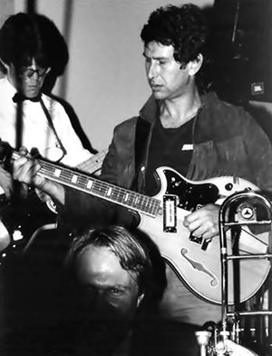 77MASH's tweet photo. #OnThisDay, 1987, died #Snakefinger... - #TheResidents https://t.co/WfHneqW1yl