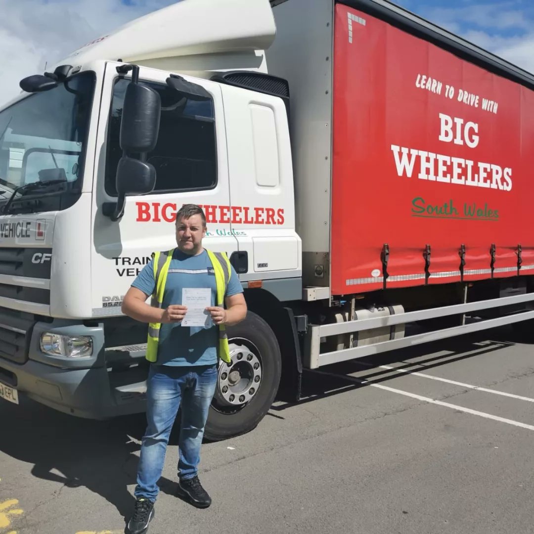 WheelersBig's tweet photo. Congratulations to Nicholas who passed his LGV Category C+E with Derek, Michael who passed his LGV Category C with Kerry and Simon who passed his LGV Category C+E with Dean. Well done to all 👍🏻😄😎🏆

#bigwheelers #congratulations #LGV #HGV #CategoryC #CategoryCE @CymoeddBIS https://t.co/78yf6oLOrg