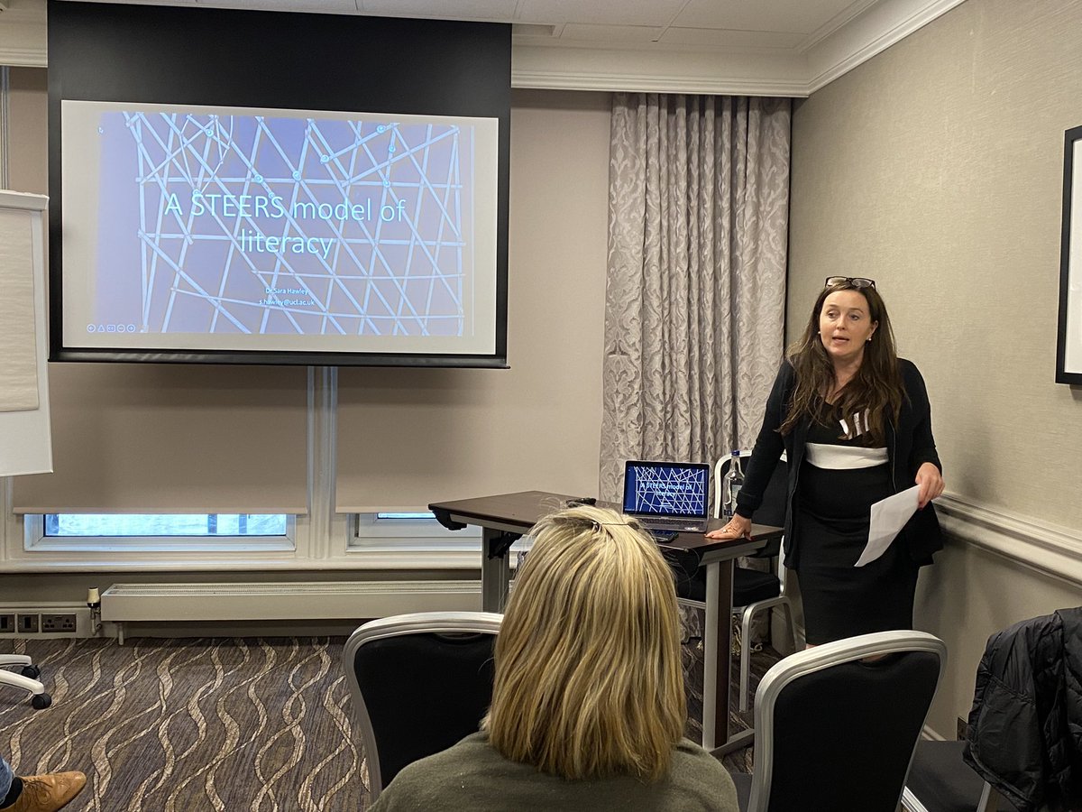 John Potter 💙 (@johnpp) on Twitter photo Sara Hawley’s brilliant STEERS model of literacy: Sponsors - Tools - Emotions - Experiences - Reflexivity - Syncretism at #ukla22 <a href="/DAREcollaborate/">ReMAP</a> <a href="/IOE_London/">IOE, UCL's Faculty of Education & Society</a> <a href="/uclknowledgelab/">UCL Knowledge Lab</a> <a href="/The_UKLA/">UKLA</a> <a href="/shelleuk/">Michelle Cannon</a> <a href="/TheoBry/">Theo Bryer</a> Sara Hawley’s brilliant STEERS model of literacy: Sponsors - Tools - Emotions - Experiences - Reflexivity - Syncretism at #ukla22 <a href="/DAREcollaborate/">ReMAP</a> <a href="/IOE_London/">IOE, UCL's Faculty of Education & Society</a> <a href="/uclknowledgelab/">UCL Knowledge Lab</a> <a href="/The_UKLA/">UKLA</a> <a href="/shelleuk/">Michelle Cannon</a> <a href="/TheoBry/">Theo Bryer</a>