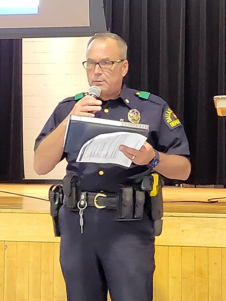 Working together along the <a href="/CityOfDallas/">City of Dallas</a> <a href="/CarrolltonTX/">City of Carrollton</a> border to improve safety and quality of life for all. Thank you to all who came out to last night's town hall &amp; especially Carrollton Mayor <a href="/SteveBabick/">Steve Babick</a> and our <a href="/carrolltonpd/">Carrollton Police Department-Georgia</a> <a href="/DallasPD/">Dallas Police Dept</a> leadership &amp; officers. <a href="/DPDChiefGarcia/">Eddie Garcia</a>