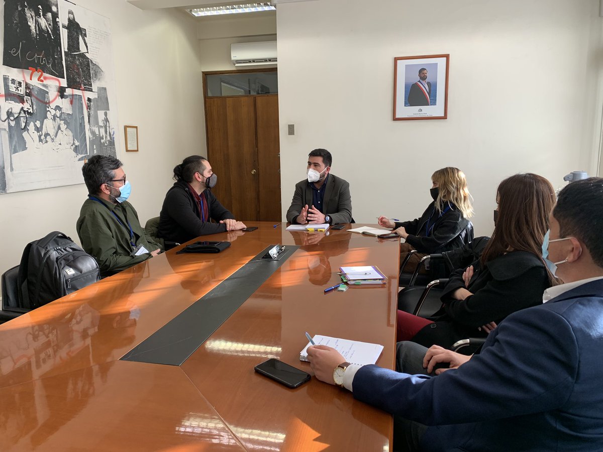 ✅ Director del Trabajo <a href="/pzenteno01/">Pablo Zenteno Muñoz</a>  recibe al Diputado <a href="/AndresGiordanoS/">Andrés Giordano</a> con quien acordó la generación instancias que contribuyan al fortalecimiento fiscalizador de la DT y la recuperación de su rol histórico💪
#TrabajoDecente