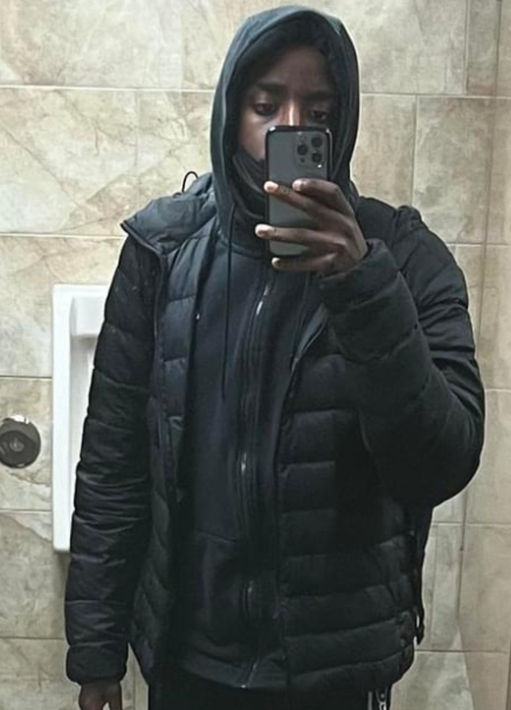TPSOperations's tweet photo. MISSING:
Davante King Fletcher, 20
- last seen on June 30, at 11:40 pm., in the Birchmount Rd &amp; Finch Ave E area
- described as 5'5", 170 lbs, brown eyes, mustache &amp; beard
- last seen wearing a black/green camouflage jacket, black shorts, black socks, black sandals
#GO1248496
^al https://t.co/U1VAJFmgWJ