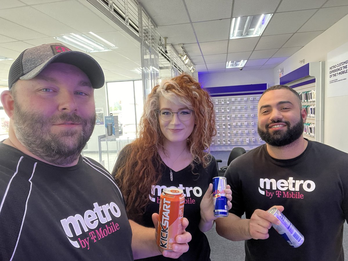 Joe Monge (@joe_monge1) on Twitter photo 4119 Pierson delivered the 1st HSI for Flint this month, so I’m delivering some caffeinated congratulations! <a href="/tglover187/">Terrance Glover</a> <a href="/pedrobyers1/">Pedro Byers</a> <a href="/RickyVasquezMI/">Ricky Vasquez</a> @jmattd5 #BeastMode 4119 Pierson delivered the 1st HSI for Flint this month, so I’m delivering some caffeinated congratulations! <a href="/tglover187/">Terrance Glover</a> <a href="/pedrobyers1/">Pedro Byers</a> <a href="/RickyVasquezMI/">Ricky Vasquez</a> @jmattd5 #BeastMode