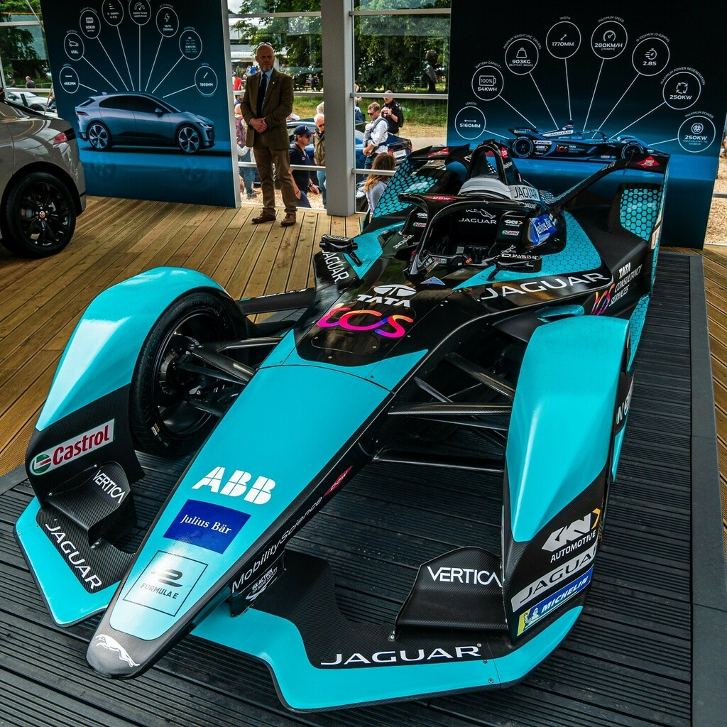 pauljriley's tweet photo. Exhibitors - Jaguar Formula E car.⁠
⁠
The final stop of the day and we take in the setup Jaguar Landrover has going on. Most vehicles on display use a certain amount of dino juice, especially on the Landrover side of the stand, but Jag does have a co… https://t.co/o0hEH8BA8C https://t.co/AFMAkkXmMT
