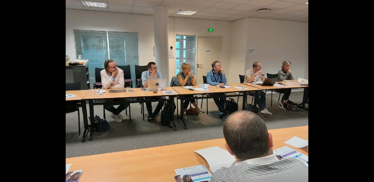 Séance de travail ce jour avec nos partenaires autour des projets de #recrutement d'Armatis Boulogne sur mer.

Mobiliser l'intelligence collective pour agir sur les tensions de recrutement:ça fonctionne !👌
 @poleemploi_HDF <a href="/AMIE_Boulonnais/">AMIE du Boulonnais</a> <a href="/Prefet62/">Préfet Pas-de-Calais 🇫🇷🇪🇺</a> #Recrutement #armatis #emploi