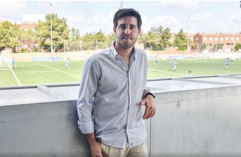 Manel Camps (@campsmanel) on Twitter photo La vida és pels valents i si és el <a href="/CESabadell/">CE Sabadell 🧅</a> és coherent amb la línia que sempre ha predicat, el Jaume Milà mereix una oportunitat. Els mèrits al futbol base arlequinat l’avalen i de segur que ho donarà tot pel bé col•lectiu. L’experiència es guanya al camp. La vida és pels valents i si és el <a href="/CESabadell/">CE Sabadell 🧅</a> és coherent amb la línia que sempre ha predicat, el Jaume Milà mereix una oportunitat. Els mèrits al futbol base arlequinat l’avalen i de segur que ho donarà tot pel bé col•lectiu. L’experiència es guanya al camp.