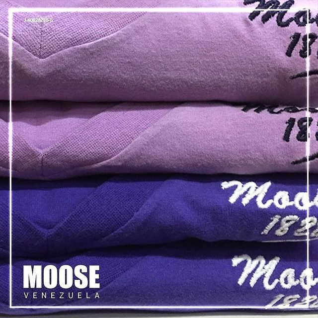 MooseVenezuela's tweet photo. La inconfundible calidad, comodidad y variedad de nuestras #franelas de #MooseVZLA #Vneck https://t.co/H7a4MUXPki