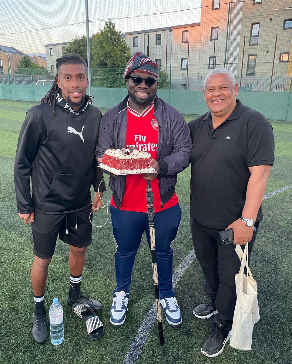 Dr. Kelechi Anyikude tweet media