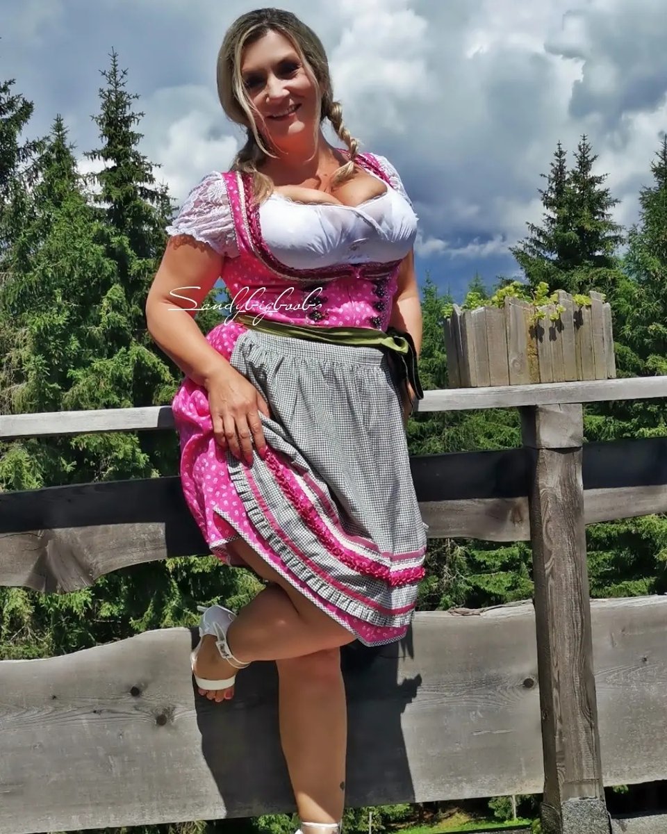 Zaawaadi 🇰🇪 I am 🇩🇪 on Twitter: "RT @sandybigboobs: 🤍💗🤍💗🤍💗🤍💗🤍 #dirndl #