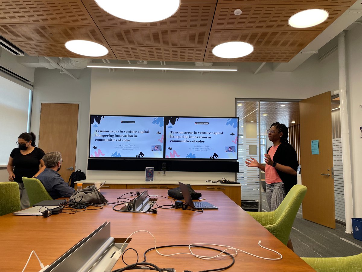 Yesterday, I presented my research at The Racial Equity in Technology Entrepreneurship Workshop at NYU (@centerforcrds). Thank you to the RETE team for organizing this workshop, and a special thank you to the Ewing Marion Kauffman Foundation for sponsoring this event.