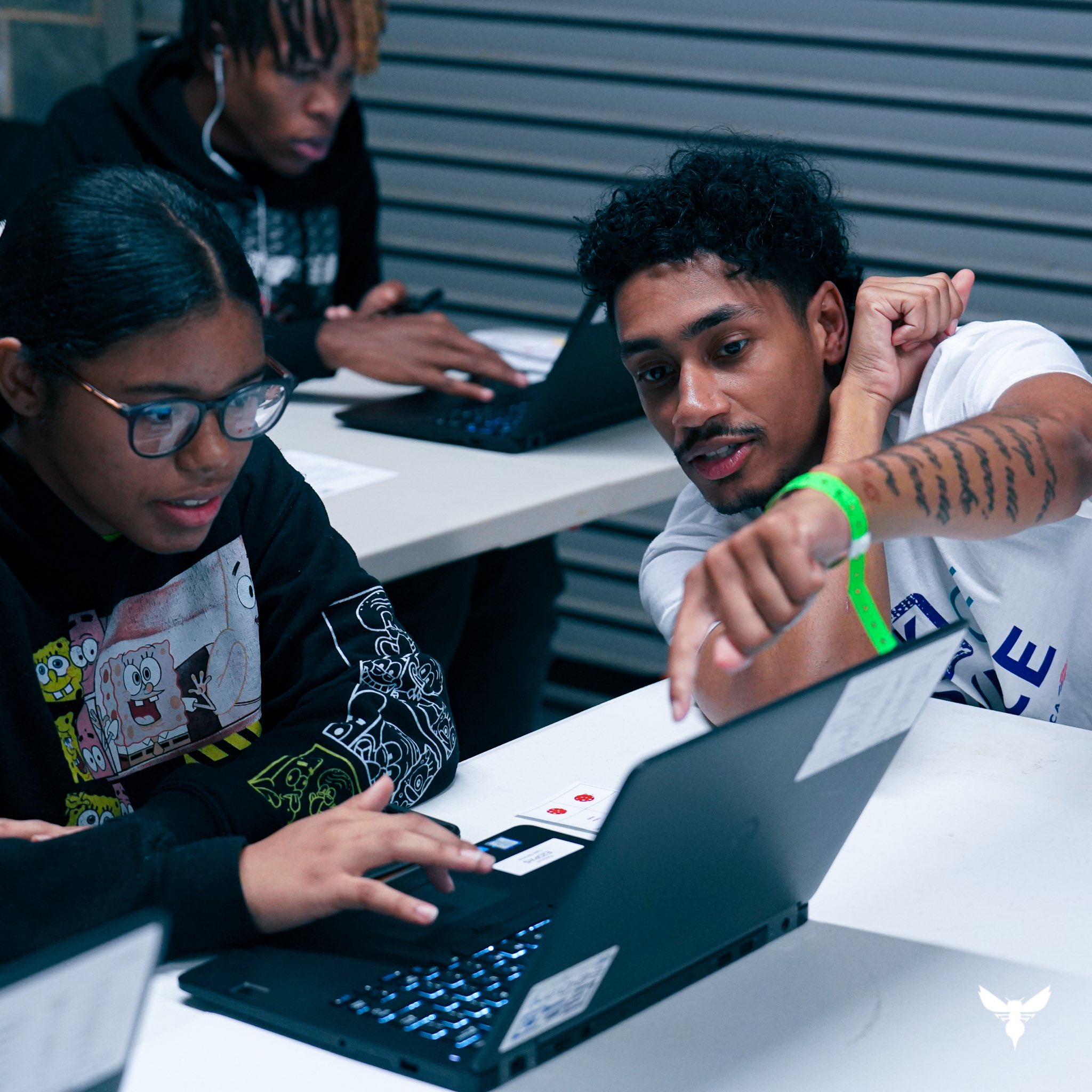 Sam Farber (SamFarberLive) / Twitter