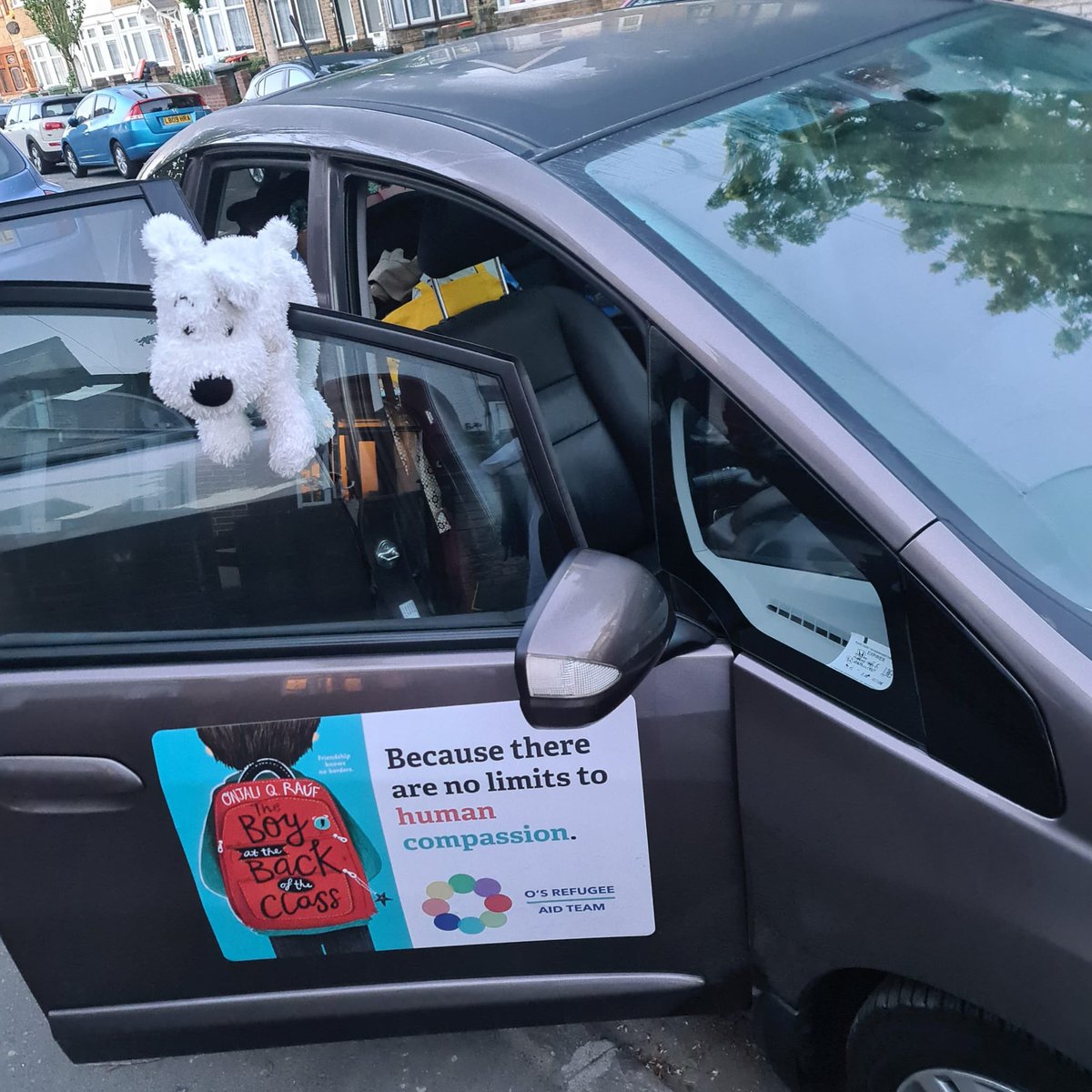VIPreading's tweet photo. Last but not least, O’s Refugee Aid Team who this was in support of. Thank you for trusting us with this special event! We think you guys are THE best! 🥰 #SpreadHope22 https://t.co/qPblZQkA2v