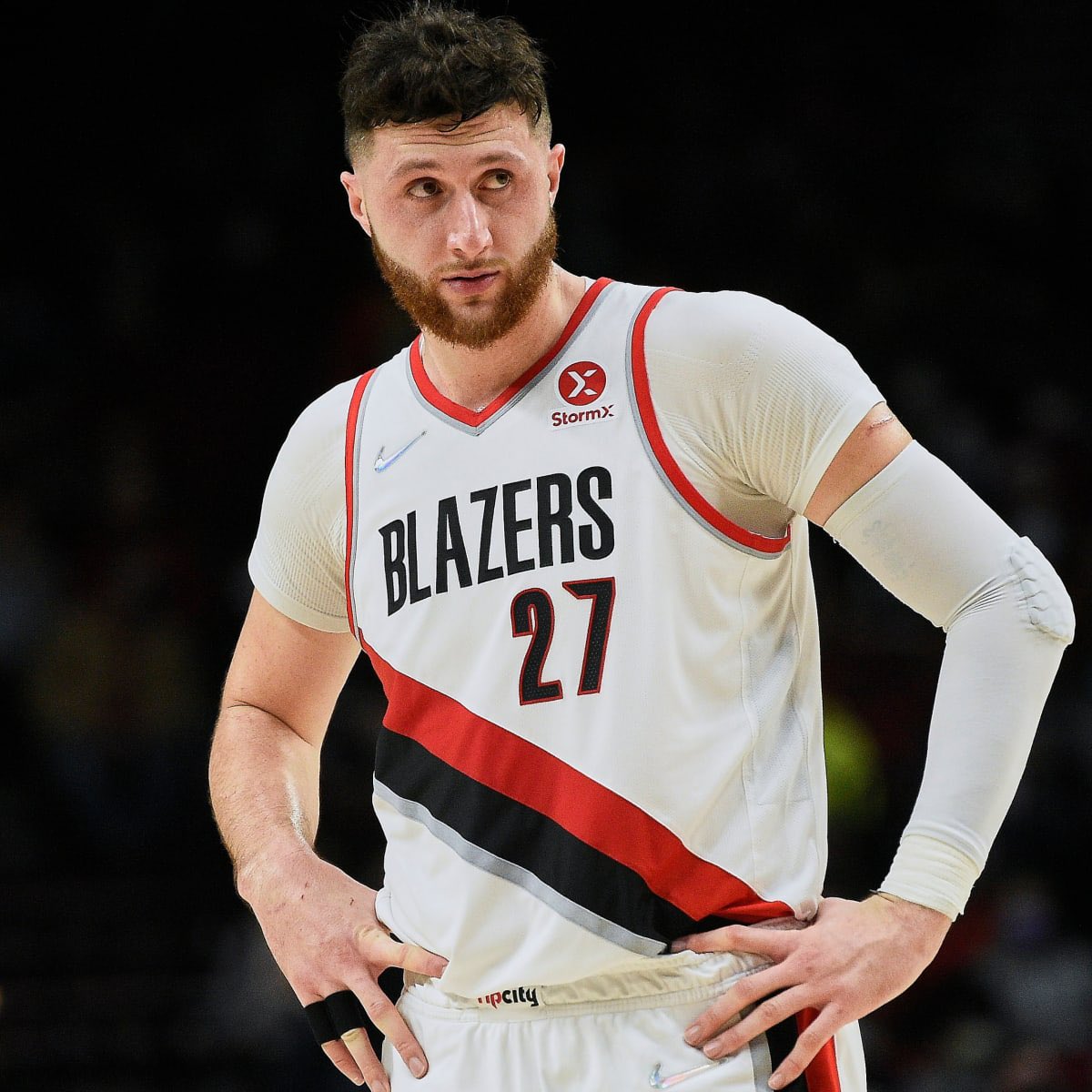 BREAKING NEWS: Jusuf Nurkic has agreed to a four-year, $70 million deal to stay with the Portland Trail Blazers.

#Nurkic #TrailBlazers #freeagency #nba
